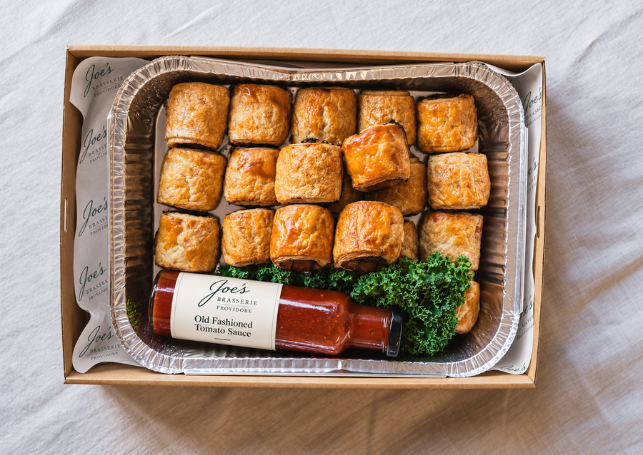 Mini Sausage Rolls with Old-Fashioned Tomato Sauce